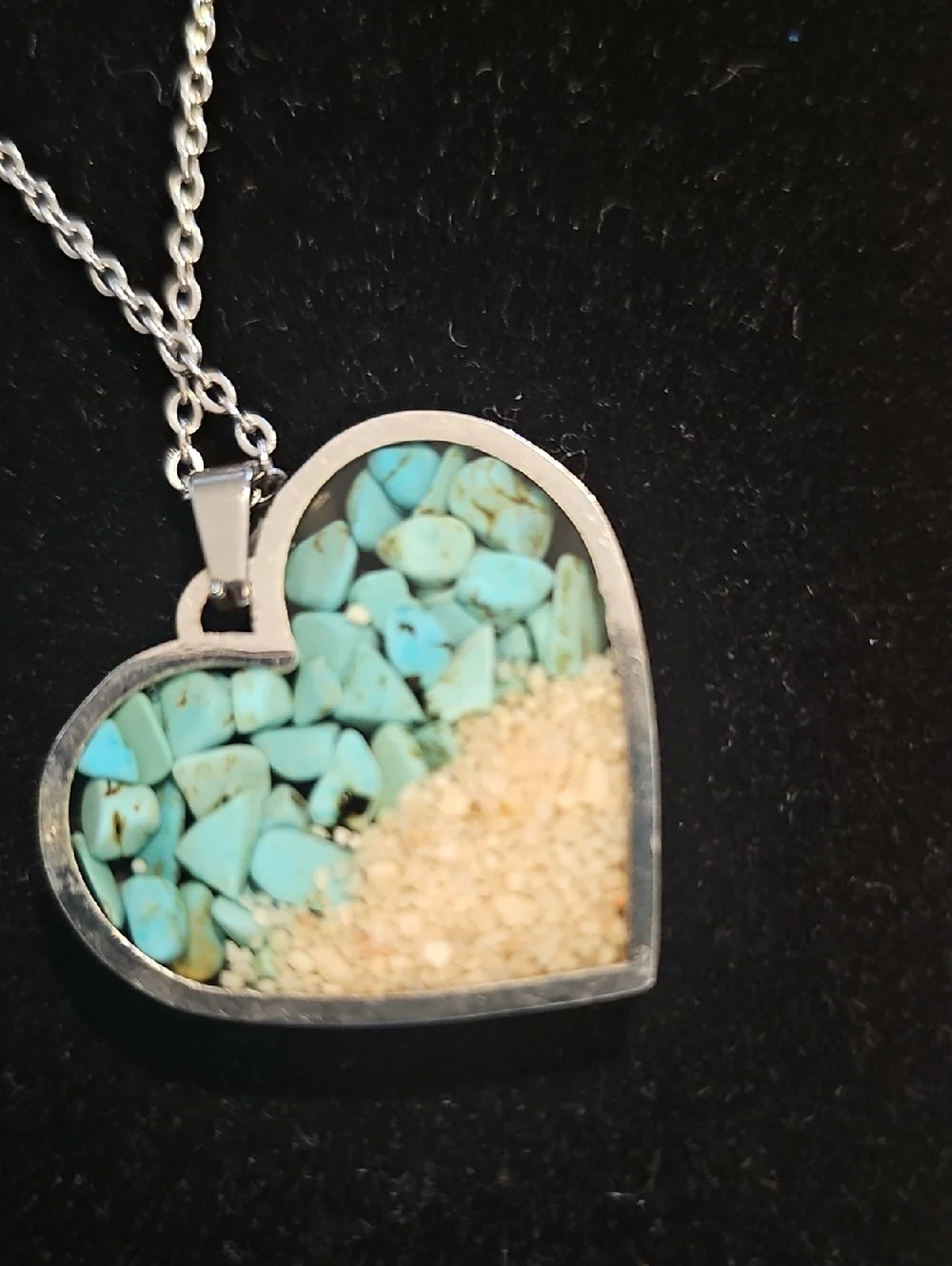 B‎ Heart Turquoise Sand Pendant Necklace Womens Size OS Blue Silver Beachy Boho